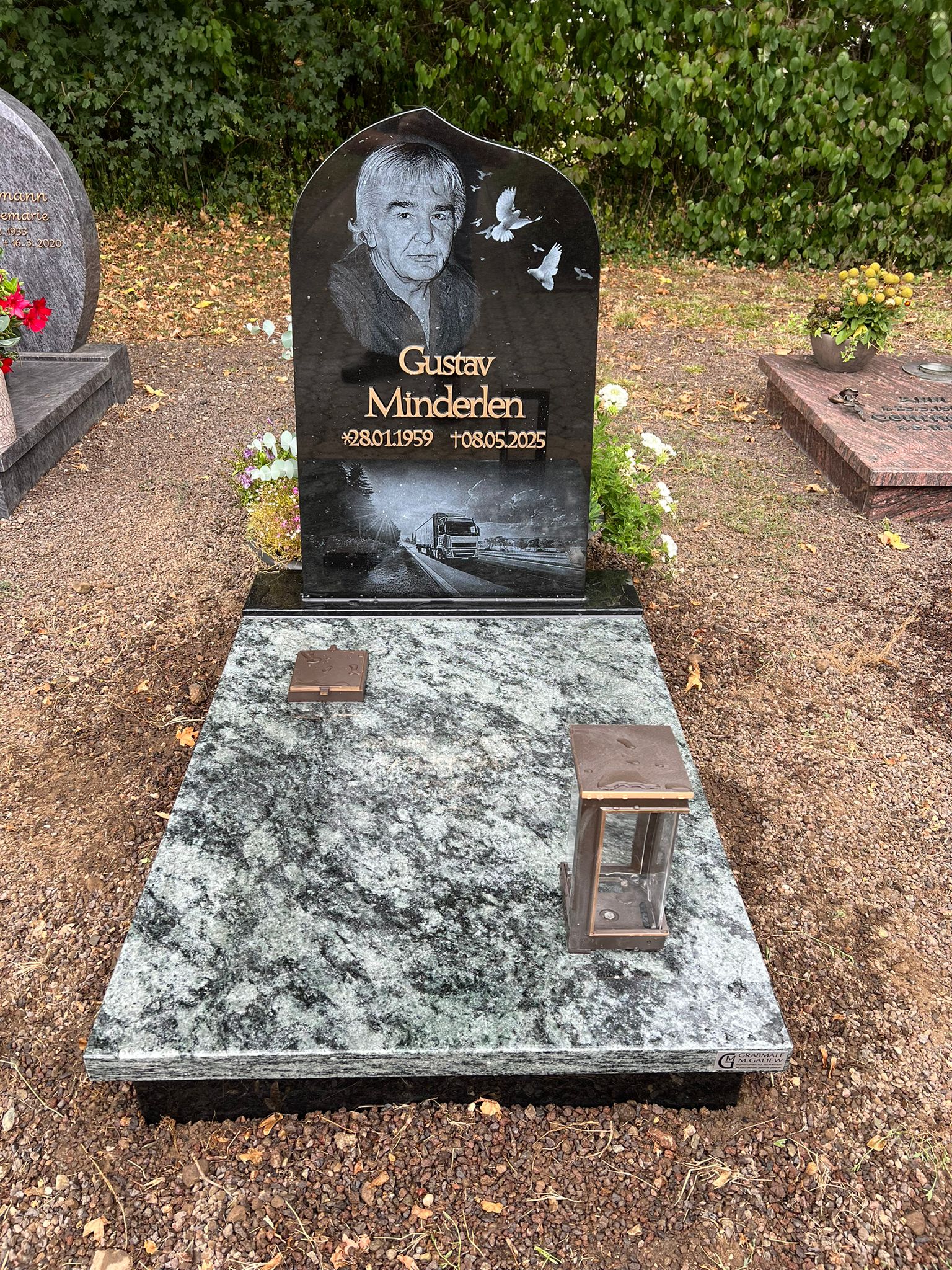 Urnengrabmal Minderlen Weißenthurm